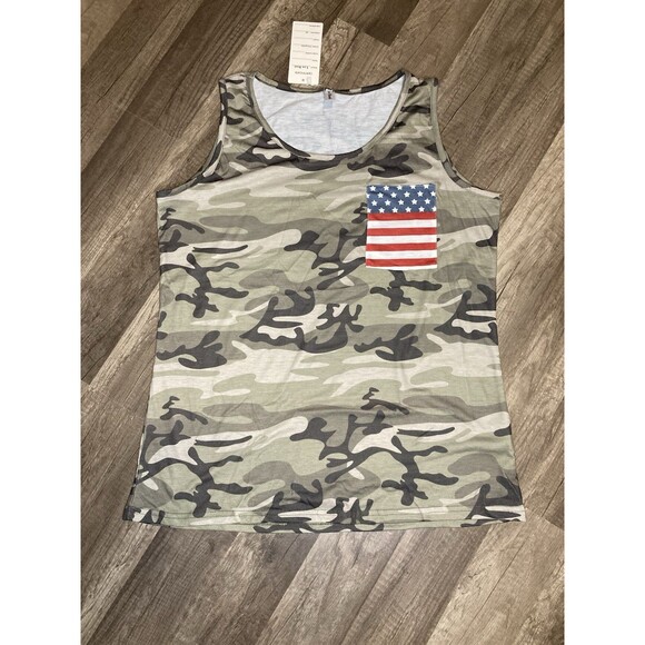 Leo Rosi Tops - Leo Rosi Tank Top XL Patriotic Camo With American Flag Emblem USA 4th Of July